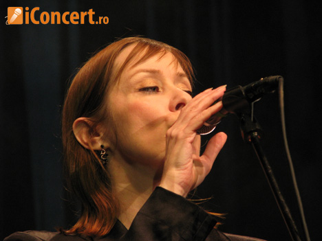 suzanne vega