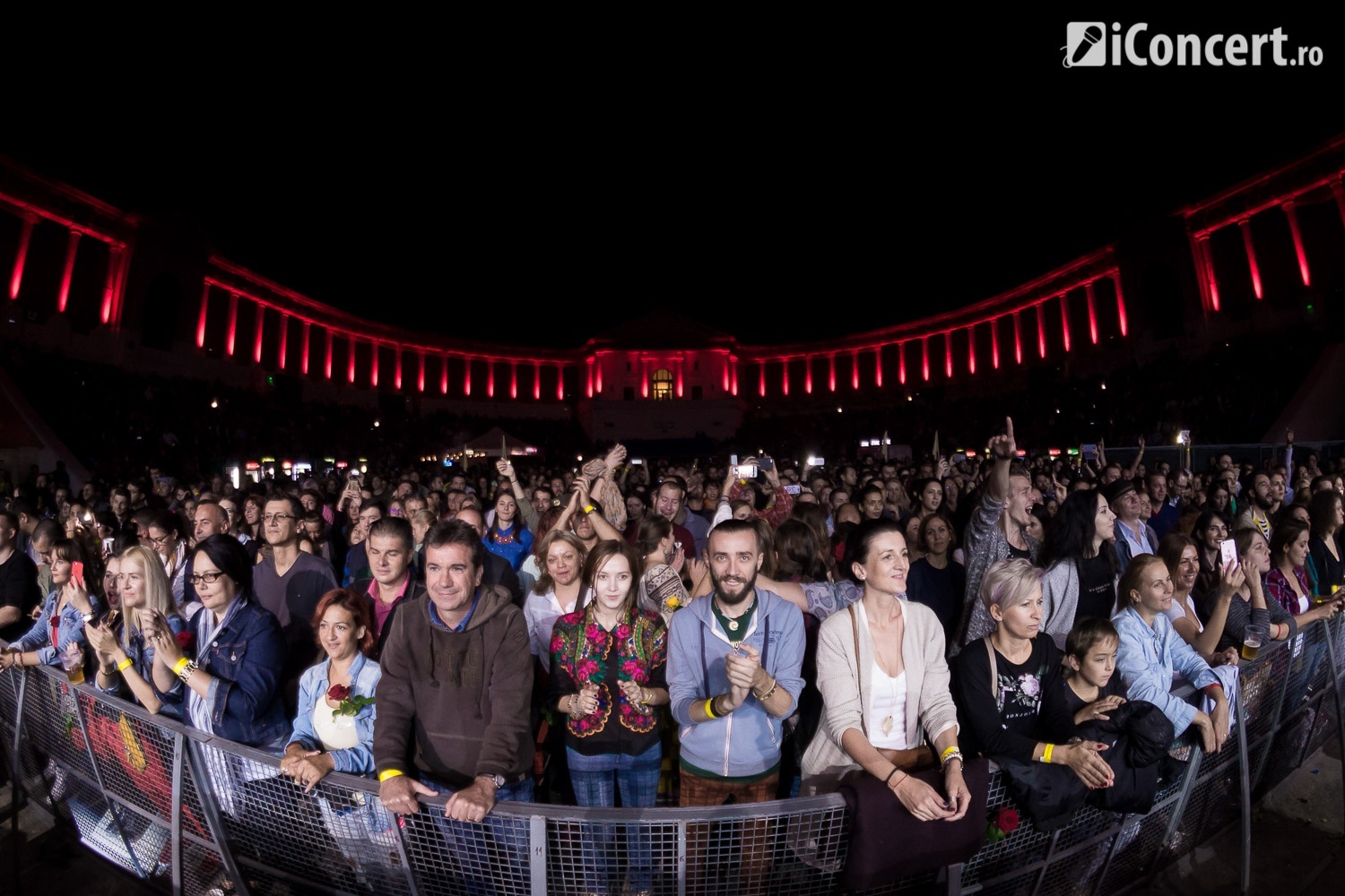 Publicul preznet la concetului lui Goran Bregović de la Bucureşti - Foto: Florin Matincă / iConcert.ro